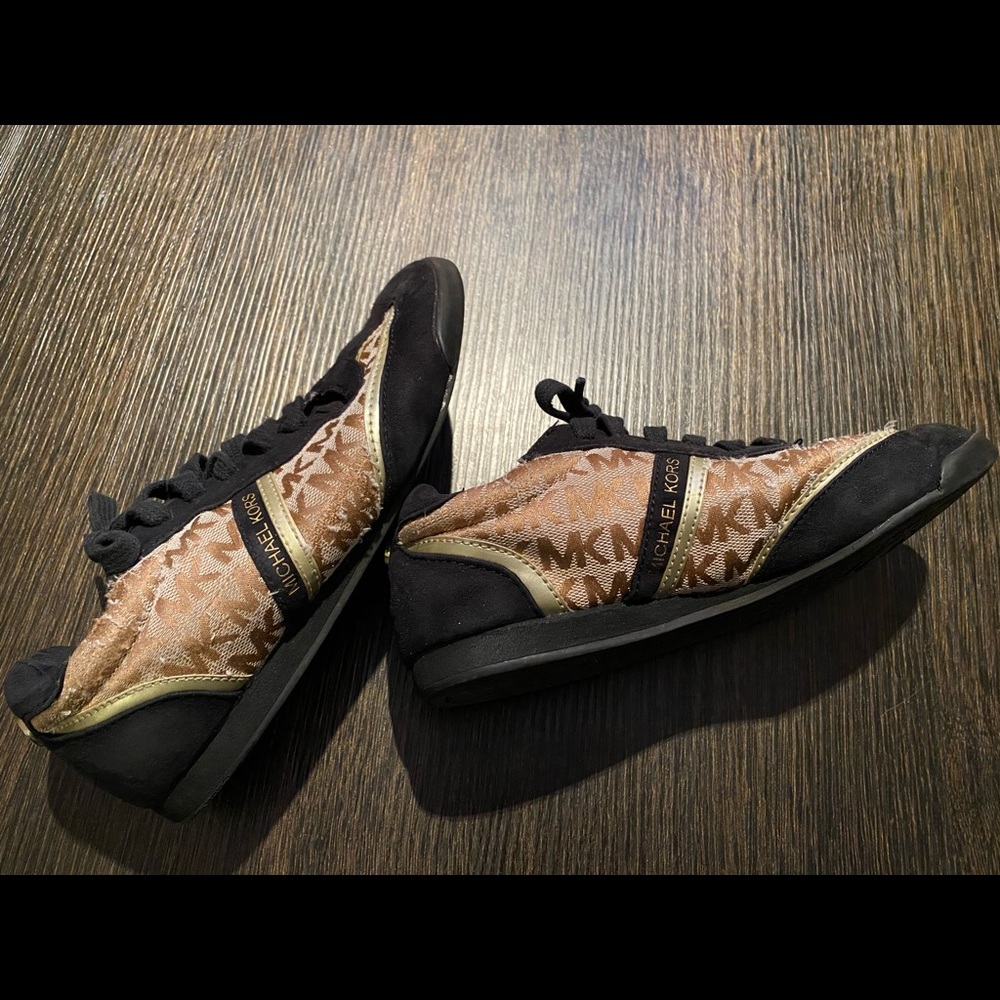 Michael Kors runners